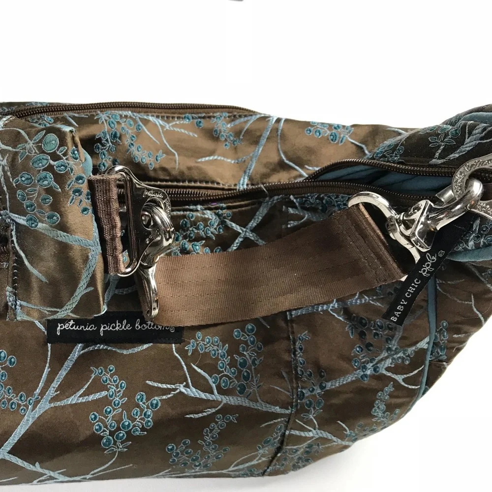 Petunia Pickle Bottom diaper bag‎ - Picture 7 of 8